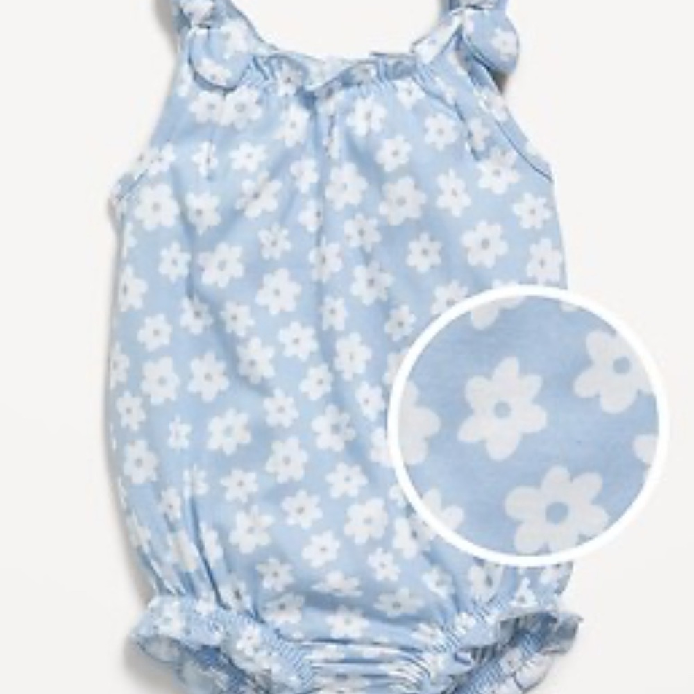 Sleeveless Tie-Shoulder One-Piece
Romper for Baby